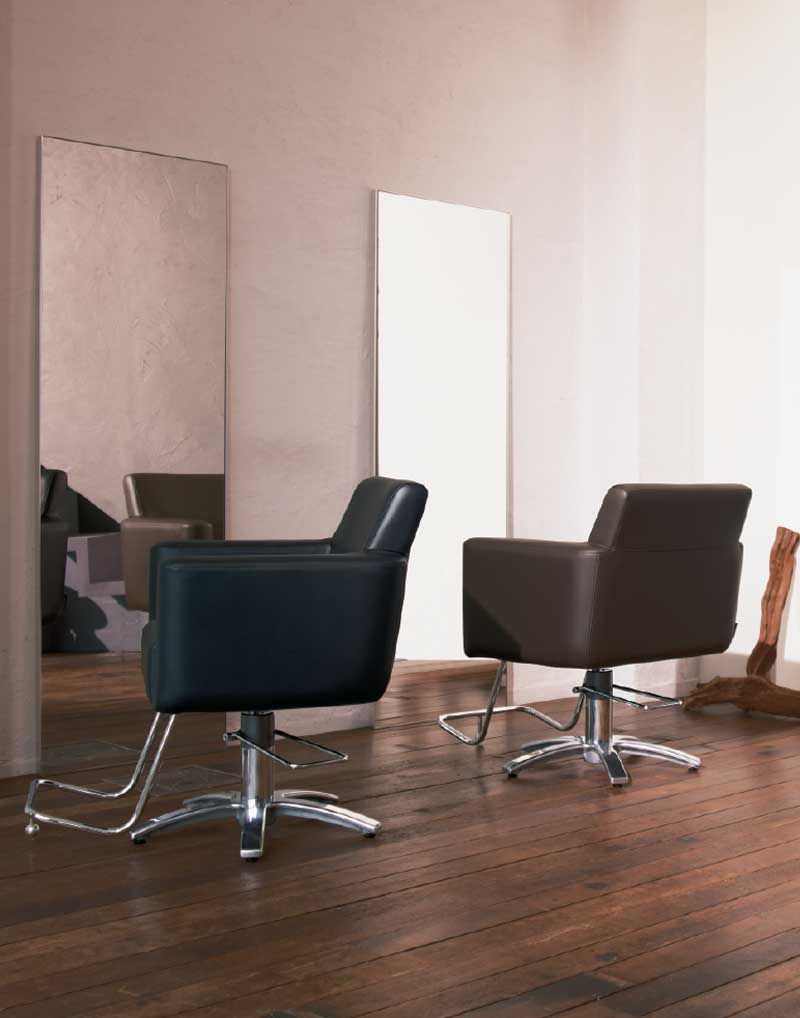 TAKARA BELMONT Emerald Styling Chair