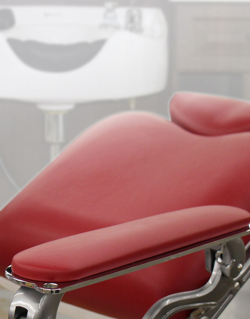 TAKARA BELMONT LEGACY BARBER CHAIR-SAVE NOW-CALL TO SPECIAL ORDER