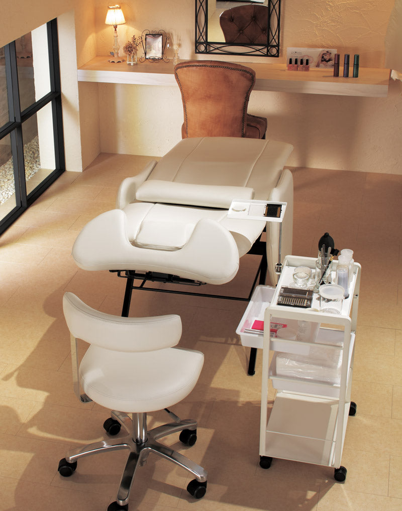 TAKARA BELMONT Riche Eyelash Chair